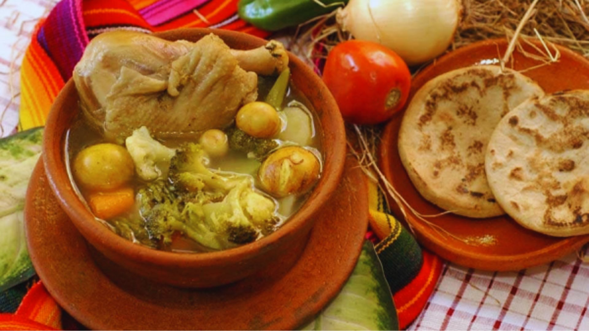 Sopa De Gallina India Salvadoreña En El Top De Las Mejores Del Mundo